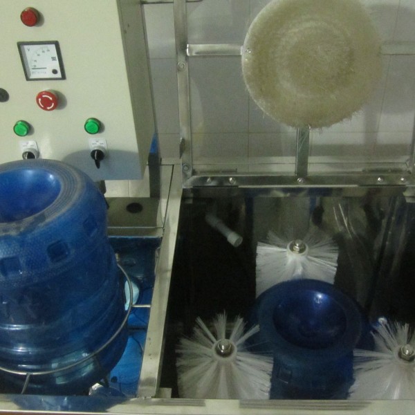 máy rửa bình 20lit